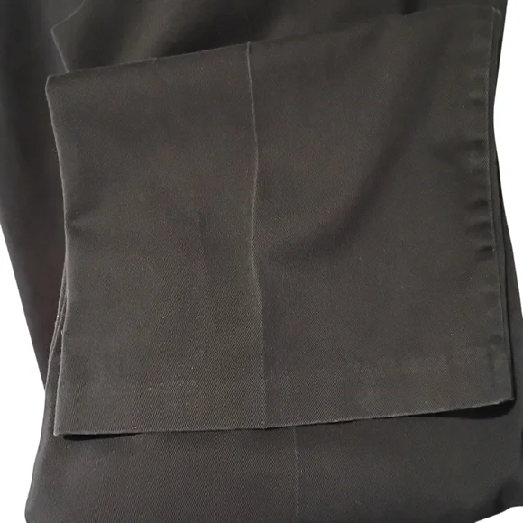 DockERS Men's Black Dress Pants W38 x L32 EUC Button Closure Pocket Straight Fit - Picture 5 of 8